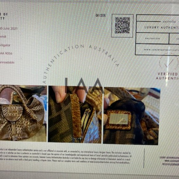 🦄🦄🦄 Vintage Fendi Spy Bag 🦄🦄🦄 - Picture 11 of 12